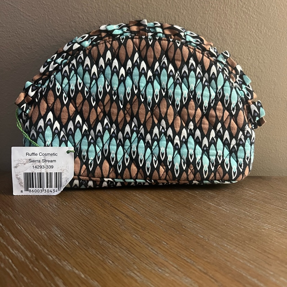 Vera Bradley Retired Ruffle Cosmetic Case(2013) Sierra Stream Pattern, NWT